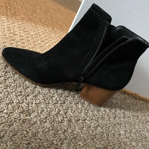 Aldo Boots - Picture 2 of 4